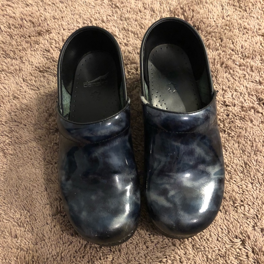 Dansko nursing shoes